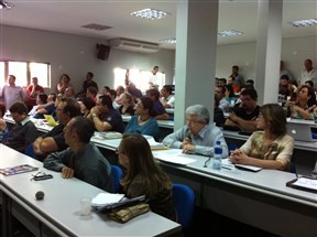 COU não aprova retorno da paridade na UEM